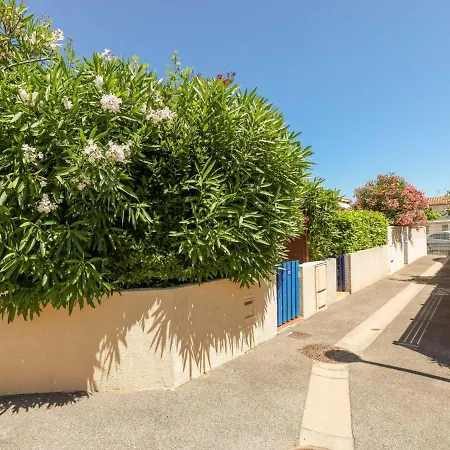 Holiday home Les Mas Bleus By Interhome *