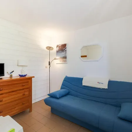 Les Mas Bleus By Interhome